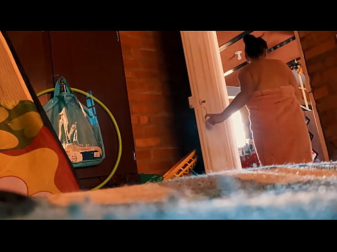 ❤️ عمویم دنبالم می آید داخل حمام، وقتی دوش می گیرم مرا به هم می زند. ❤ فیلم لعنتی در پورنو fa.pornjk.ru ❤